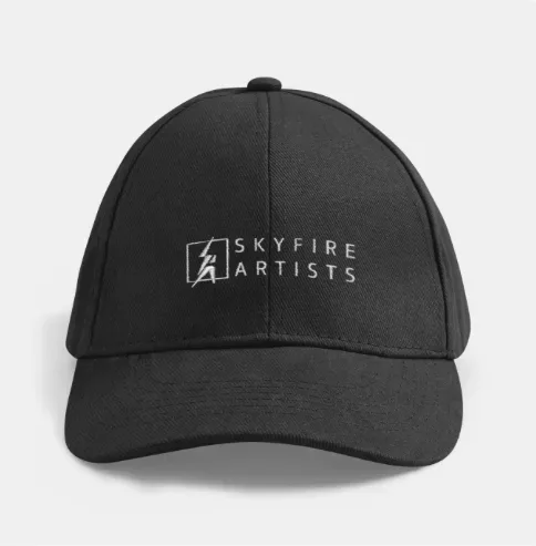 Mockup: a black cap with the logo.